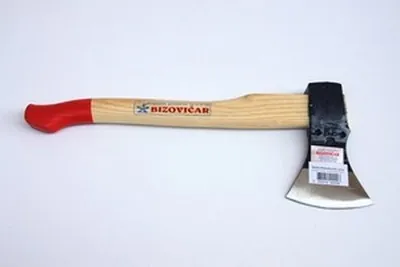 Sekira kranjska, nasajena, 0,6 in 0,8 kg, ročaj 40 cm
